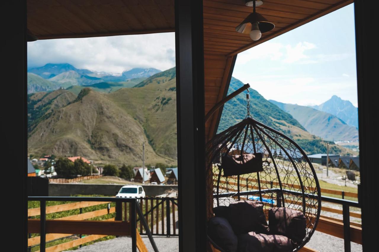Villa Lonely Mountain Kazbegi Exterior foto